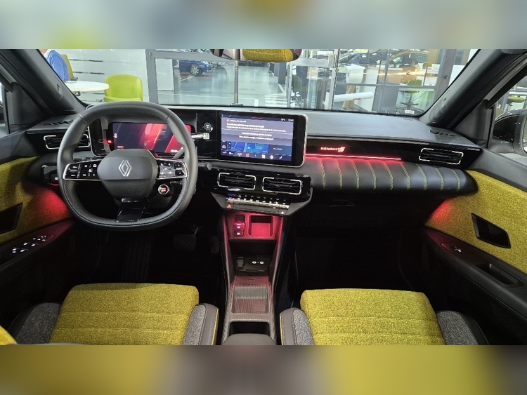 Renault 5 E-Tech 150 Comfort Range Iconic Five foto 9