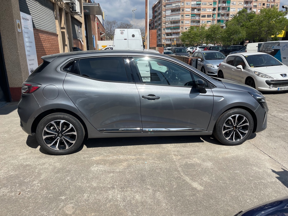 Renault Clio Techno miniatura 6