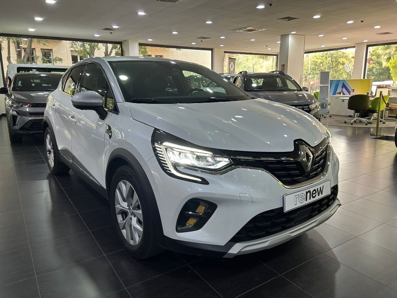 Renault Captur Zen miniatura 3
