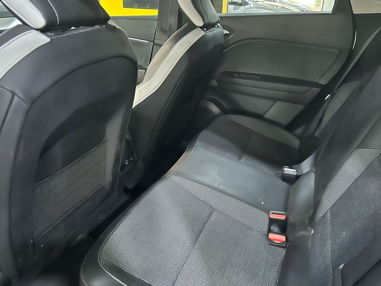 Renault Captur Zen miniatura 15