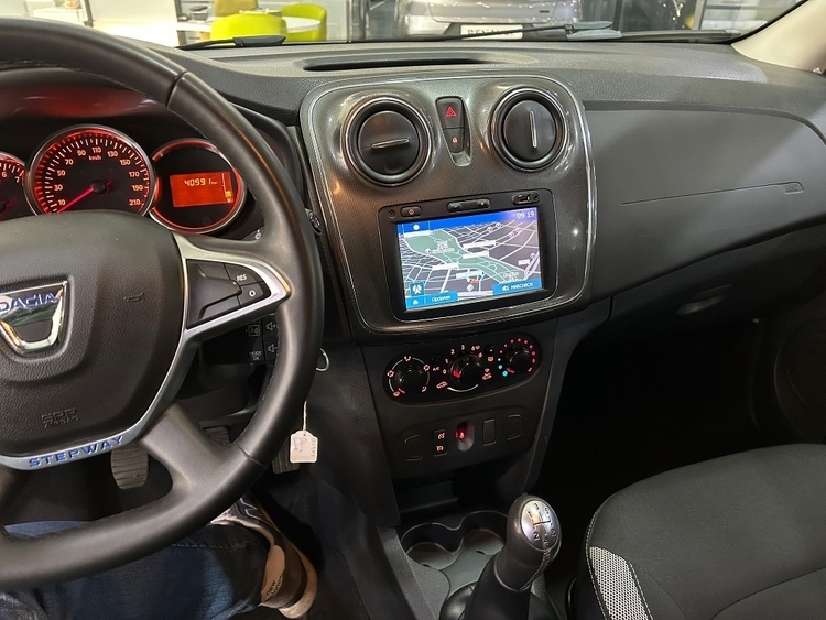 Dacia Sandero Stepway Essential foto 12